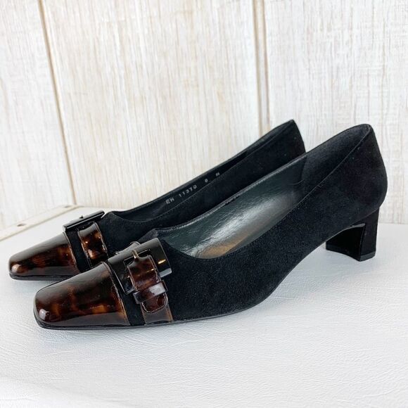 Stuart Weitzman Black Suede Low Heels Tortoise Patent Toe Cap 8 Narrow - Picture 1 of 13
